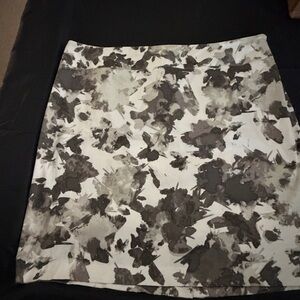 Alfani Gray and White  Skirt